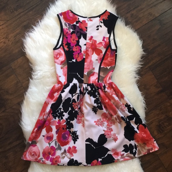 🌷 Black, Red & Pink Floral Dress - Picture 3 of 7